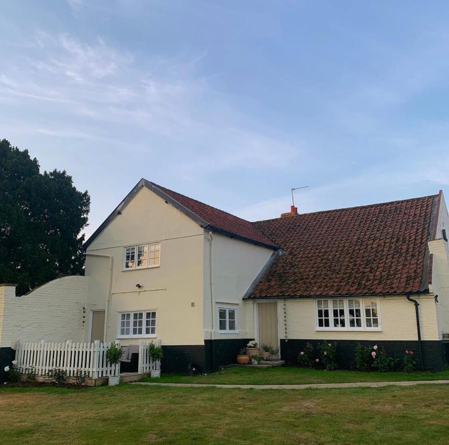 Church Farm Thurlton Exterior foto